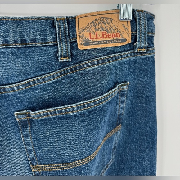 LL Bean Men's Double L Jeans Relaxed Fit Flannel-Lined Standard Fit - Picture 3 of 12